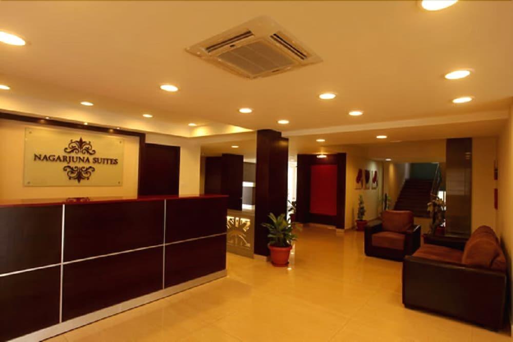 Nagarjuna Suites Bangalore Interieur foto